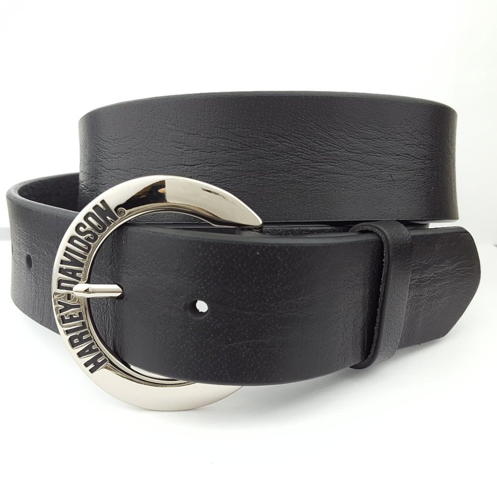Shiny Silver Harley Davidson Buckle with a genuine leather black belt